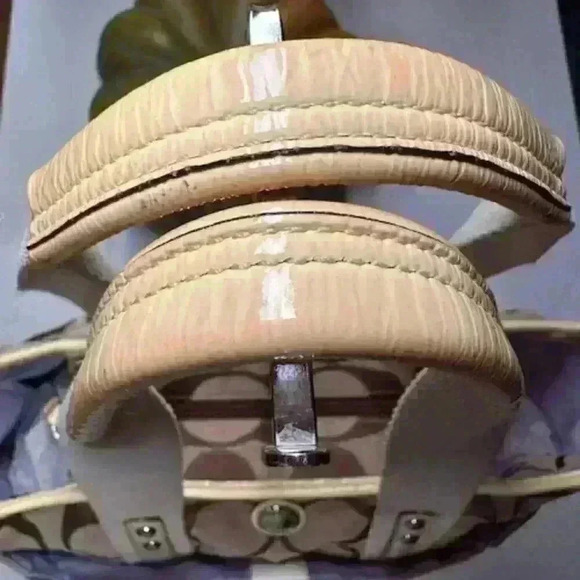 Coach SoHo Daisy Legacy Vintage Shopper Tote Signature Jacquard Khaki Yellow Bag - Picture 8 of 16